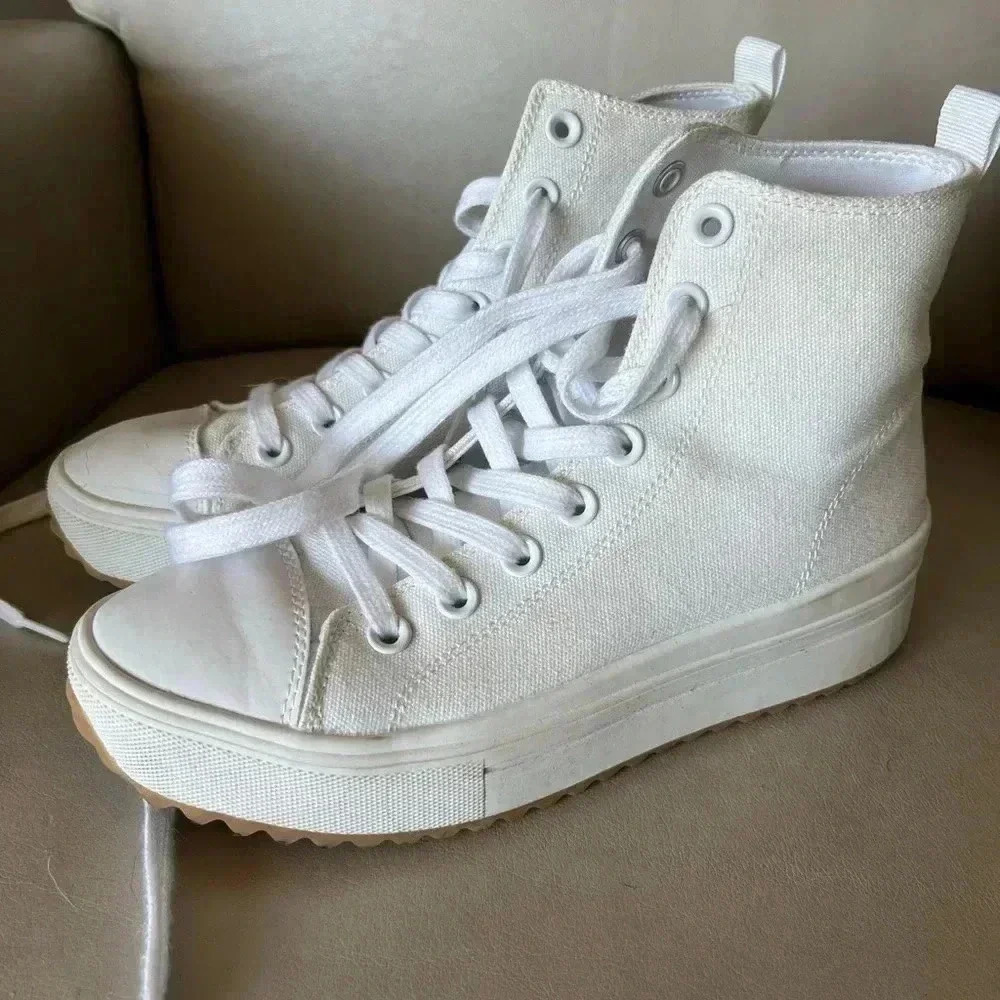 Wild Fable - Wild Fable Women's High-Top Canvas Casual Sneakers White